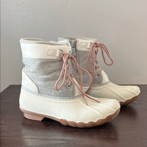 NOTDSTROM brand KIDS size 3 Waterproof Boots